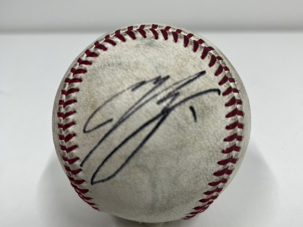 2026年2月分サイン入りグッズを抽選でプレゼント!